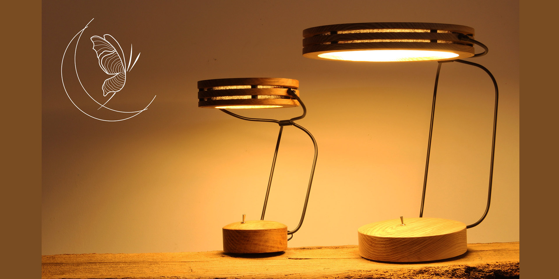 Lampes artisanales Erebia Luminaires Modèle Pemelène en bois et acier