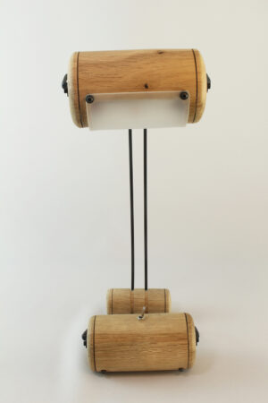 Lampe artisanale Erebia Luminaires Modèle Chrysalide en bois et acier