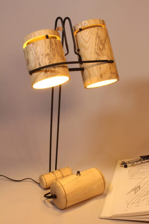 Lampe artisanale Erebia Luminaires Modèle Cocon en bois et acier